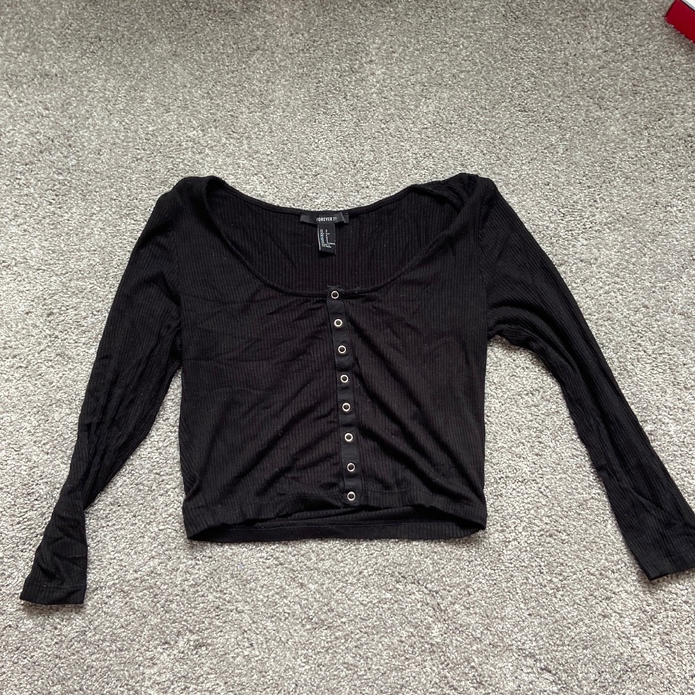 Long sleeved crop top